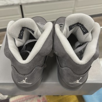 Air Jordan 5 Retro Wolf Grey (2026) (Grade School) • Pre-Owned [4446] - view 4
