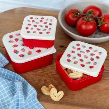 LITTLE STRAWBERRY SET OF 3 SNACK BOXES