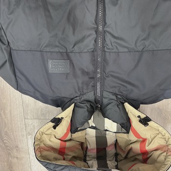 Burberry Reversible Check Puffer Jacket • Pre-Owned [8137] - view 3