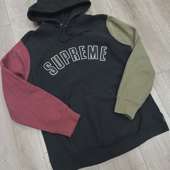FW16 Supreme Color Blocked Arc Logo Hoodie  • Pre-Owned [7023] - view 2