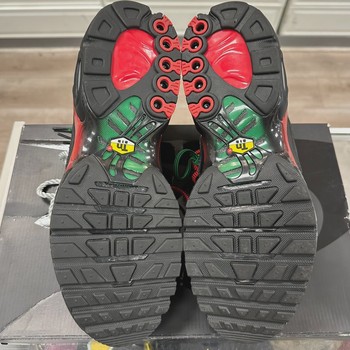 Nike Air Max Plus Homecoming Black • Pre-Owned [8915] - view 4