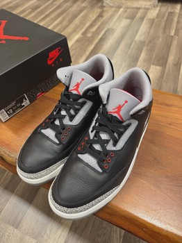 Air Jordan 3 Retro Original Black Cement (2024) • Pre-Owned [9112] - view 2