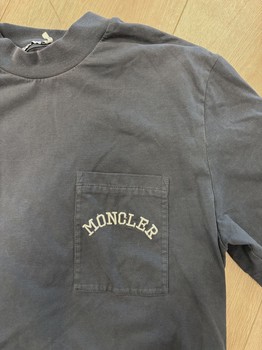Moncler Men's Logo Pocket T-Shirt in Navy Blue • Pre-Owned [3534] - view 4
