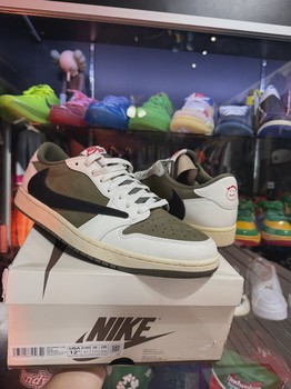 Air Jordan 1 Retro Low Original SP Travis Scott Medium Olive • Pre-Owned [1940] - photo 1
