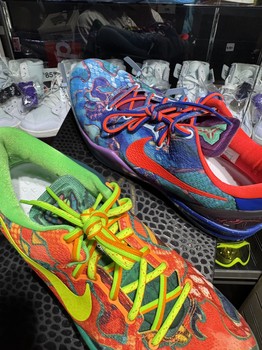 Nike Kobe 8 Protro What The (2025) • Pre-Owned [7823] - view 2