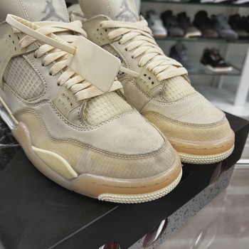 Air Jordan 4 Retro Off-White Sail (Women's) • Pre-Owned [9026] - view 9
