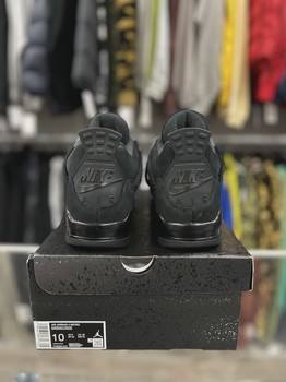 Air Jordan 4 Retro Black Cat (2025) • Pre-Owned [2938] - view 4