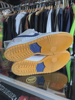 Nike SB Dunk Low Rayssa Leal • Pre-Owned [9444] - view 3