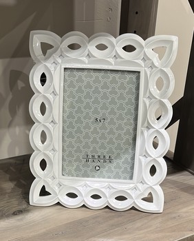 Table Top White Resin Frame