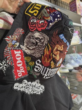 Supreme Patches Black Zip Up M • Brand New [6389] - view 4