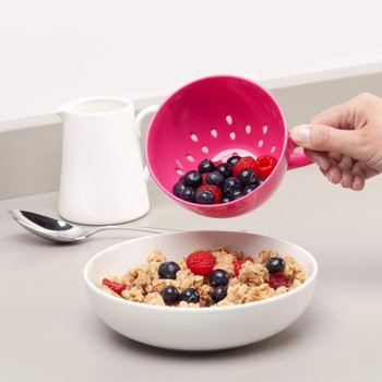 BERRY COLANDERS
