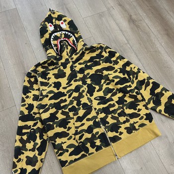 A Bathing Ape (BAPE) 1st Camo Shark Full Zip Hoodie • Pre-Owned [4179] - view 12