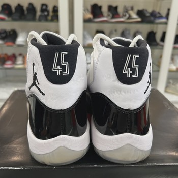 Air Jordan 11 Retro Concord (2018) • Pre-Owned [0613] - view 4