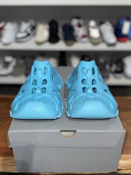Balenciaga HD Mule Blue • Pre-Owned - view 2