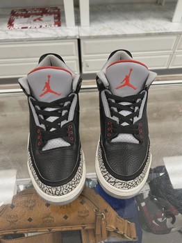 Air Jordan 3 Retro Black Cement (2018) NO BOX • Pre-Owned [6573] - view 2