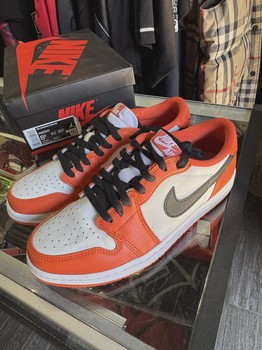 Jordan 1 Low Starfish • Pre-Owned [9616] - view 2