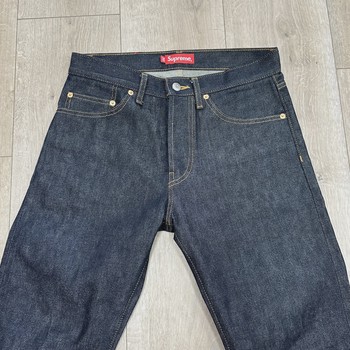Supreme Rigid Slim Selvedge Jeans 'Rigid Indigo' • Pre-Owned [9010] - view 3