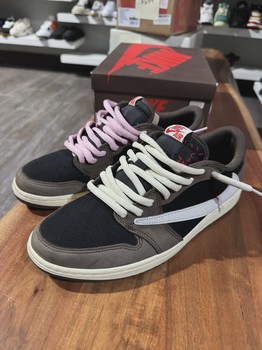 Air Jordan 1 Retro Low Original SP Travis Scott Mocha • Pre-Owned [1070] - view 2