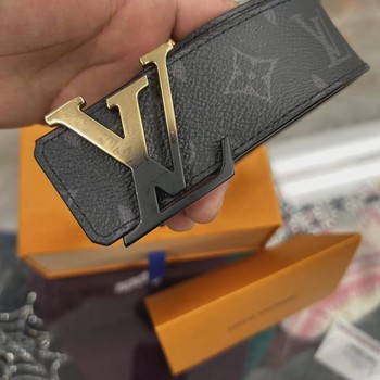 Louis Vuitton Spray LV Initiales 40MM Reversible Belt (fits 30-32) • Pre-Owned [8433] - view 5