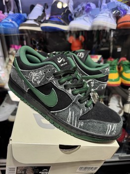 Nike SB Dunk Low There Skateboards • Pre-Owned [1742] - photo 2