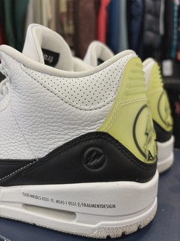Air Jordan 3 Retro Fragment • Pre-Owned [7512] - view 4