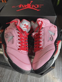 Air Jordan 5 Retro Awake NY Arctic Pink • Pre-Owned [9533] - view 2