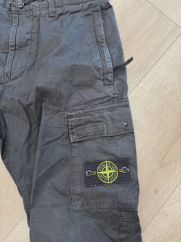 Stone Island Garment-Dyed Slim-Fit Cargo Pants • Pre-Owned [9107] - view 2