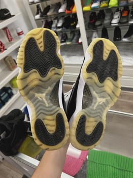 Air Jordan 11 Retro DMP Gratitude (2023) • Pre-Owned [0968] - view 2