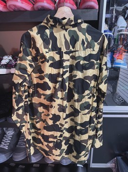 Bape  Long Sleeve • Pre-Owned [1281] - view 2