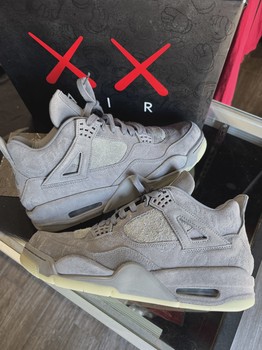 Jordan 4 Retro Kaws • Pre-Owned [1455] - view 2