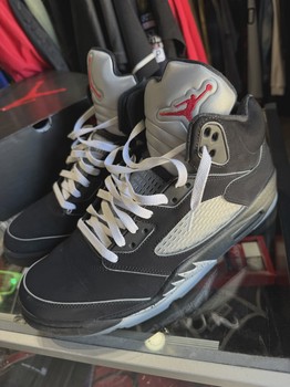 Air Jordan 5 Retro Original Black Metallic Reimagined • Pre-Owned [7483] - view 2