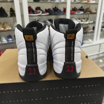 Air Jordan 12 Retro Taxi (2025) • Pre-Owned [5793] - view 5