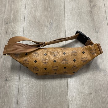 MCM Slim Fursten Belt Bag • Pre-Owned [4029] - view 4