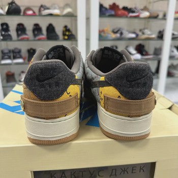 Nike Air Force 1 Low Travis Scott Cactus Jack • Pre-Owned [2323] - view 5
