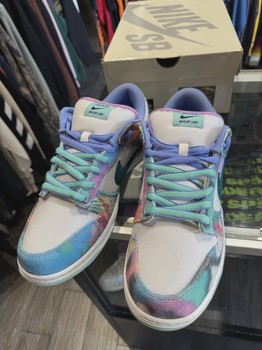 Nike SB Dunk Low Futura Laboratories Bleached Aqua • Pre-Owned [7480] - view 3