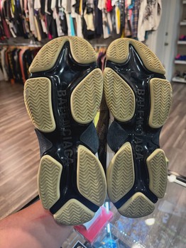 Balenciaga Gucci Triple S • Pre-Owned [4273] - view 4