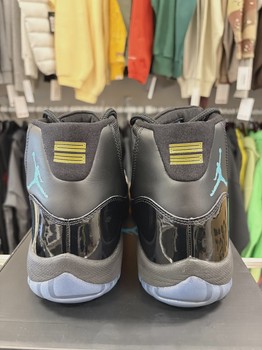 Air Jordan 11 Retro Gamma Blue (2025) • Pre-Owned [6099] - view 4