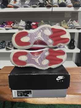 Jordan 11 Retro Cherry (2022) • Pre-Owned [0560] - view 2