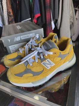 New Balance 992 Yellow Grey • Pre-Owned [5997] - view 2