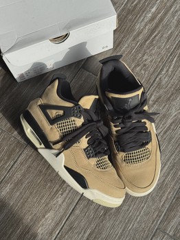 Air Jordan 4 Retro Fossil (Women's) • Pre-Owned [4530] - photo 1