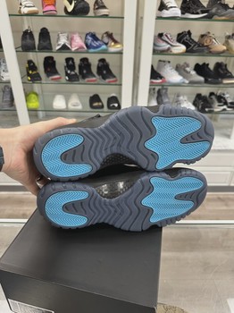 Air Jordan 11 Retro Gamma Blue (2025) • Pre-Owned [1552] - view 5