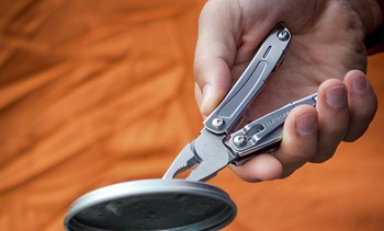 Leatherman Wingman Multi-Tool with Nylon Sheath