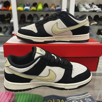 Nike Dunk Low LX Black Suede Team Gold (W) • Pre-Owned [1338] - view 8