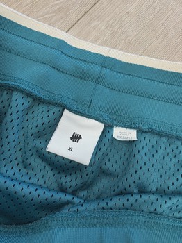 Undefeated shorts • Pre-Owned [8476] - view 3