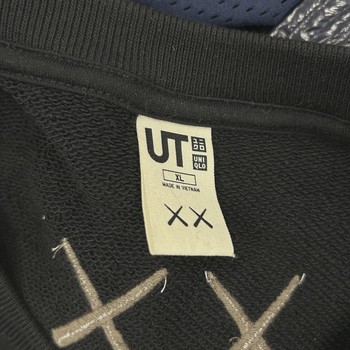 Kaws crewneck sweater • Pre-Owned [5686] - view 4