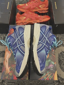 Kith ASICS Marvel Iron Man Vs. Mega Man with Box (2 pairs) - view 6