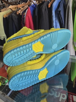 Nike SB Dunk Low Grateful Dead Bears Opti Yellow • Brand New [7797] - view 3