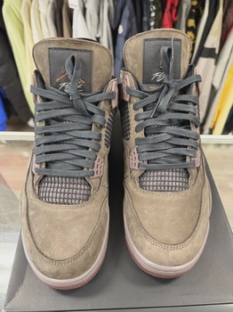 Air Jordan 4 Retro SP A Ma Maniére Dark Mocha • Pre-Owned [1492] - view 4