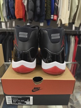 Air Jordan 11 Retro Bred 2019 • Pre-Owned [7820] - view 5