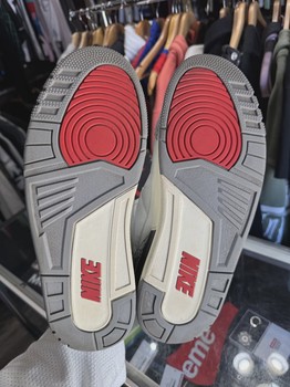 Air Jordan 3 Retro White Cement Reimagined • Pre-Owned [8021] - view 4
